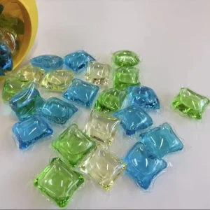 Bestseller Bulk OEM ODM Disposable Eco Friendly Laundry Pods All in 1 Plant Based Cleaning Apparel Floral Fruity Hand