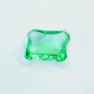 Environmentally Friendly Disposable Low Foam Gel Detergent Pods 50%-80% for Ingredients Color Protection 8g Fruity Fragrance