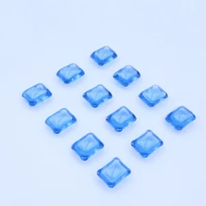 Cápsulas de detergente para lavandería desechables OEM con empaquetado personalizado de logo, limpieza profunda, solubles en agua, suministro a granel